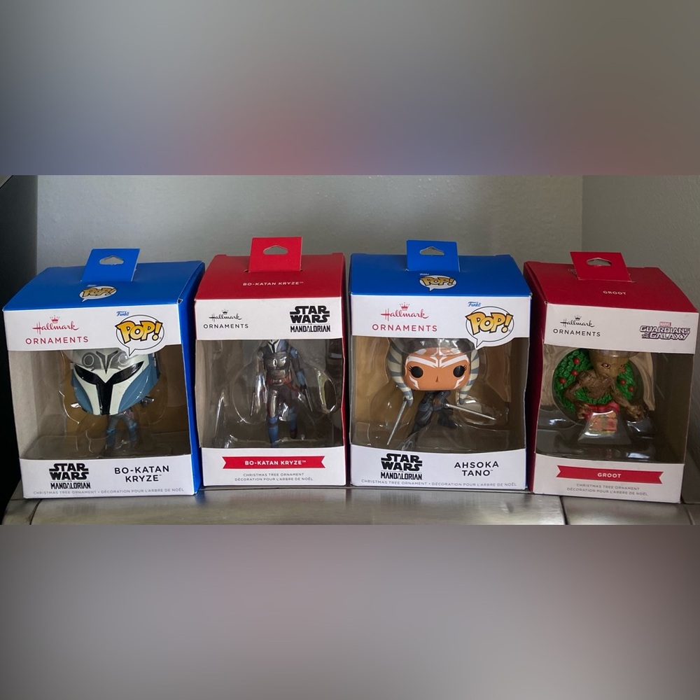 SET OF 4 HALLMARK….STAR WARS CHRISTMAS ORNAMENTS